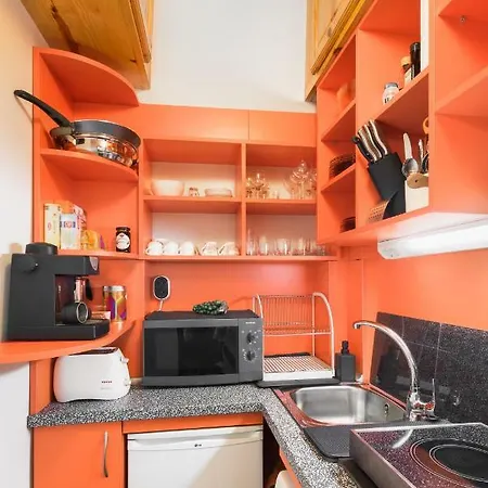 Parisien En Plein Coeur De Netflix Free Apartment Sofia