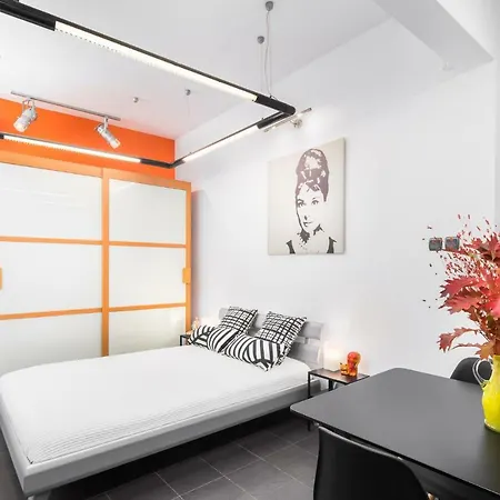 Parisien En Plein Coeur De Netflix Free Apartment Sofia